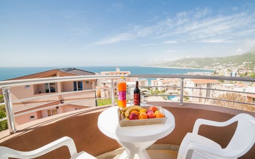 Apartmani Lara S 3* – Dobre Vode