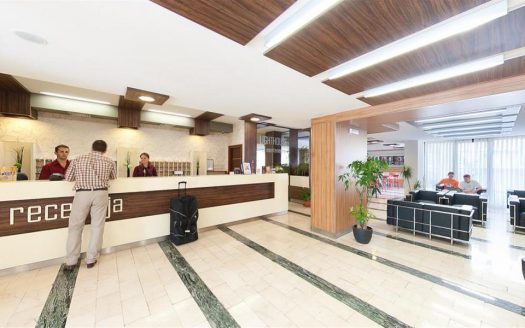 Hotel Lighthouse of Montenegro 2* – Igalo