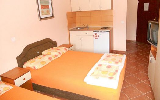 Apartmani Lara 3* – Canj