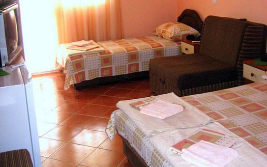 Apartmani Lara 3* – Canj