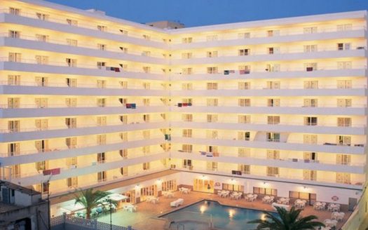 Hotel Reina Del Mar 3* – Majorka