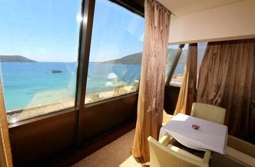 Hotel Plaža 3* – Herceg Novi