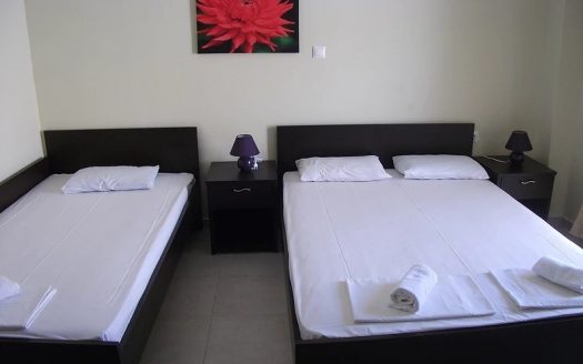 Polihrono – Vila North