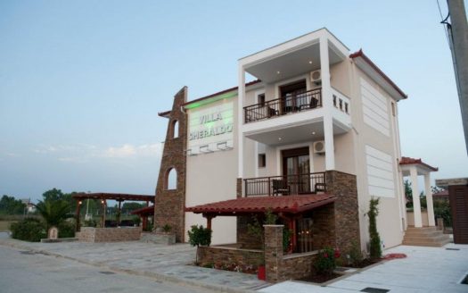Vila SMERALDO – Nea Vrasna