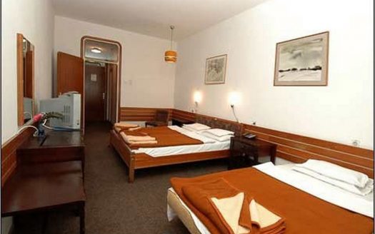 Hotel OMORIKA – Tara